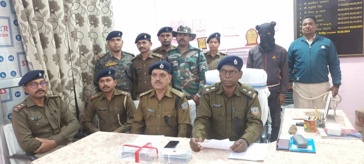 पीएलएफआइ के नाम पर लेवी वसूलने वाला गोविंद मांझी गिरफ्तार, जेल