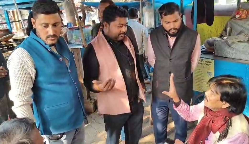 Katihar news : विवादित बयान देने पर बजरंग दल व विहिप ने विधायक को घेरा