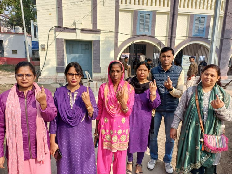 तिरहुत स्नातक उपचुनाव: कड़ी सुरक्षा के बीच 48.38 प्रतिशत मतदान