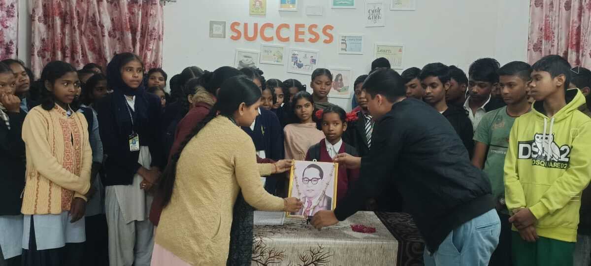 डॉ भीमराव आंबेडकर की पुण्यतिथि मनी