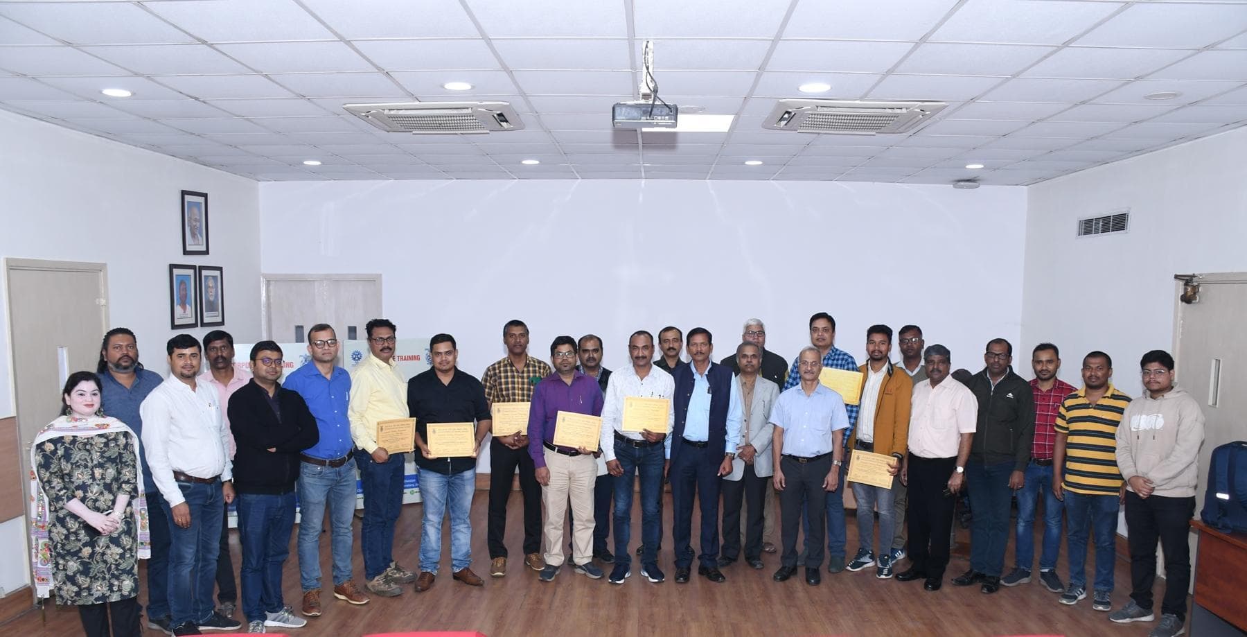 Jamshedpur news. सीएसआइआर-एनएमएल में हुआ कॉर्पोरेट प्रशिक्षण शिविर का समापन