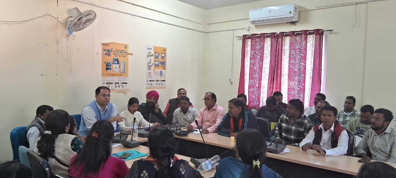 Jamshedpur news. पंचायत समिति ने 2.53 करोड़ की 77 योजनाओं को पारित किया