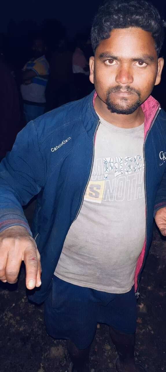 Dhanbad News: हैवी ब्लास्टिंग से युवक घायल, लोगों ने काम ठप कराया