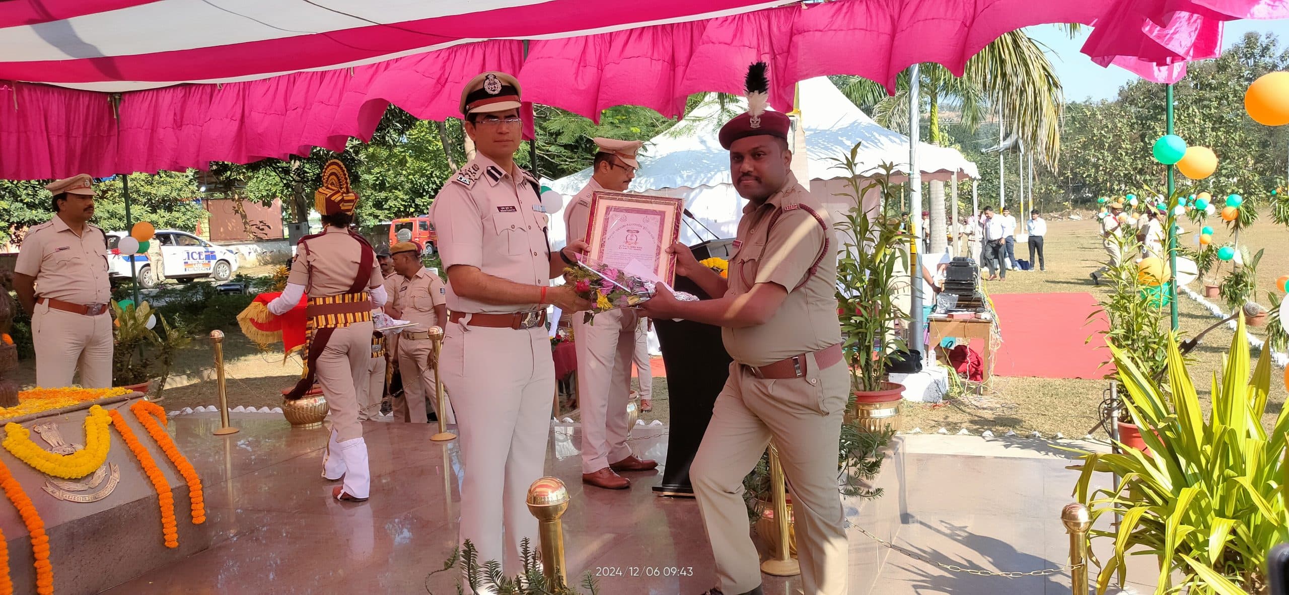 Rourkela News: देश व समाज की सेवा का संकल्प लेने की जरूरत : डीआइजी