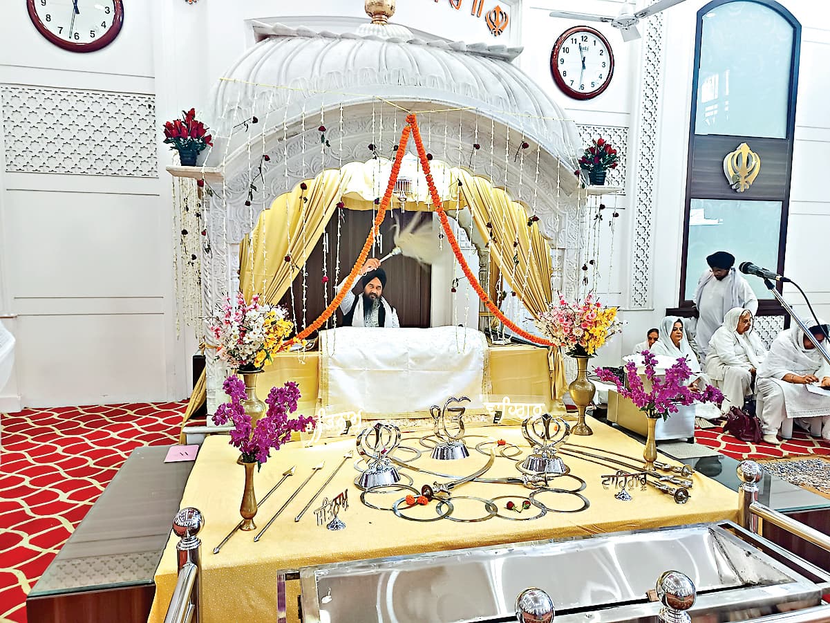 ranchi news : गुरु तेग बहादुर जी के शहादत पर्व पर दीवान सजा, शबद गायन हुआ