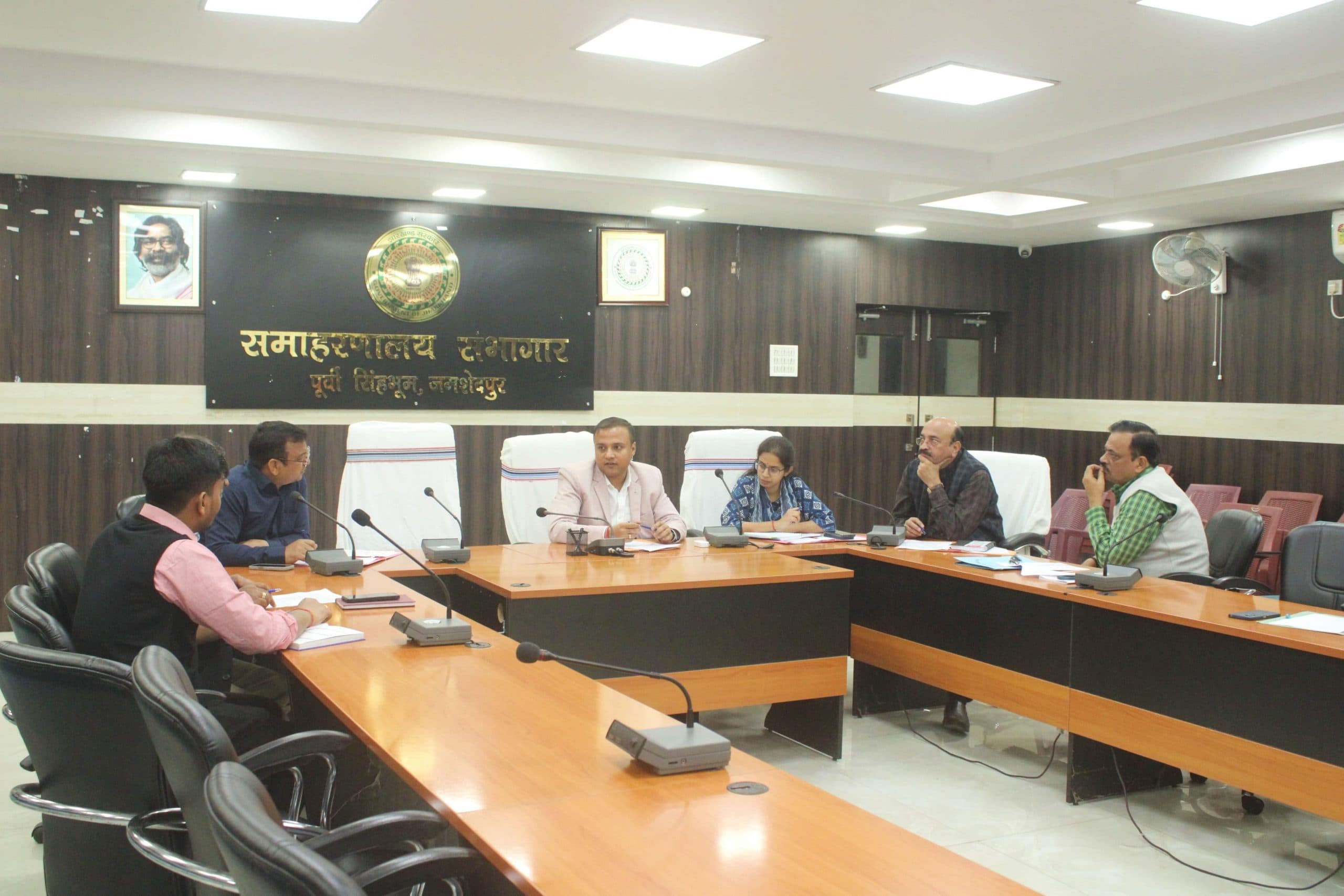 Jamshedpur news. जलस्रोतों को अतिक्रमण व प्रदूषण मुक्त कराने के लिए टास्क फोर्स काे कार्रवाई का आदेश