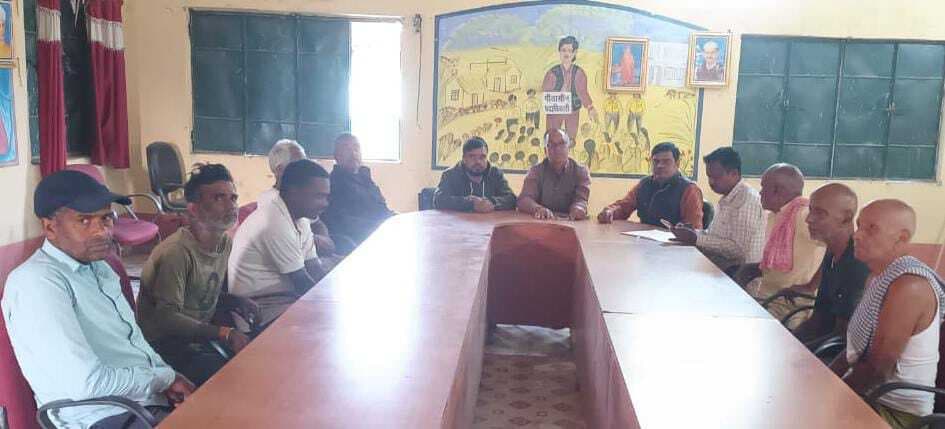 मिट्टी मोरम व सिंचाई कूप कार्य की गुणवत्ता की ली जानकारी