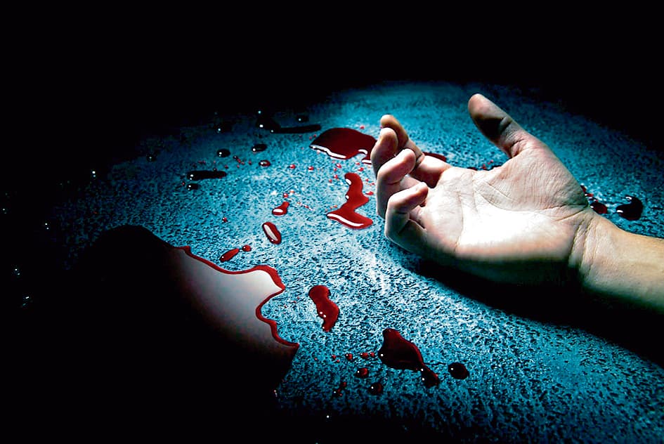 पति की हत्या कर पत्नी ने थाने में किया सरेंडर, गिरफ्तार