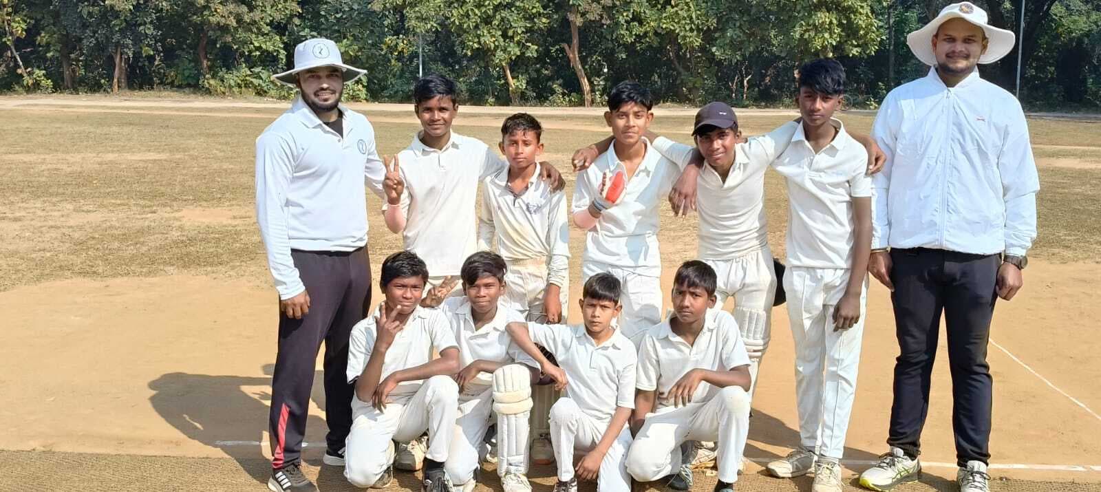 Deoghar News : अंडर-14 लीग मैच के फाइनल में वीसीए येलो ने डीसीए को हराया