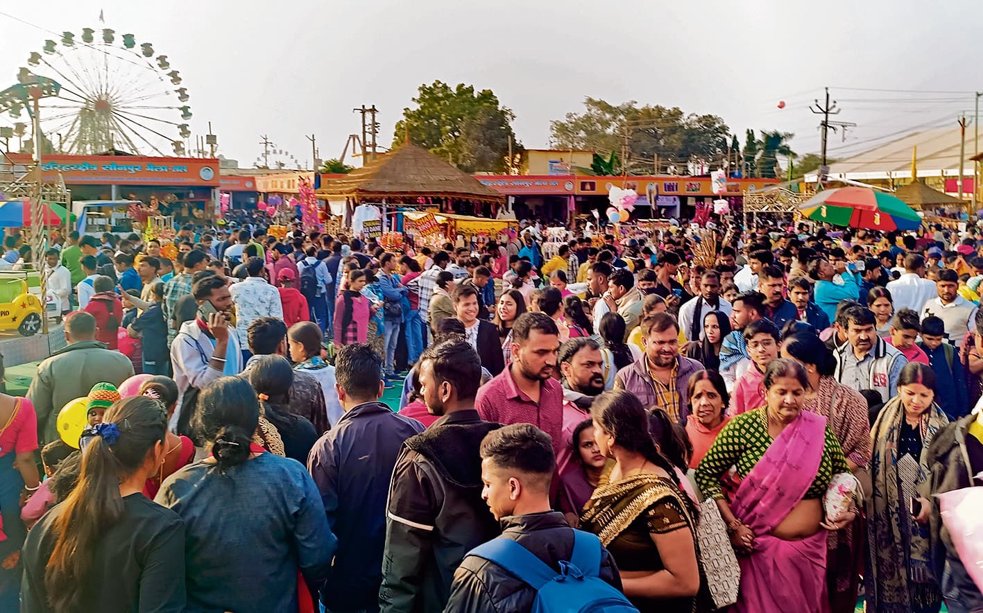 saran News : सोनपुर मेले में हर उम्र के लोगों ने उठाया आनंद, बच्चों ने खूब की मस्ती