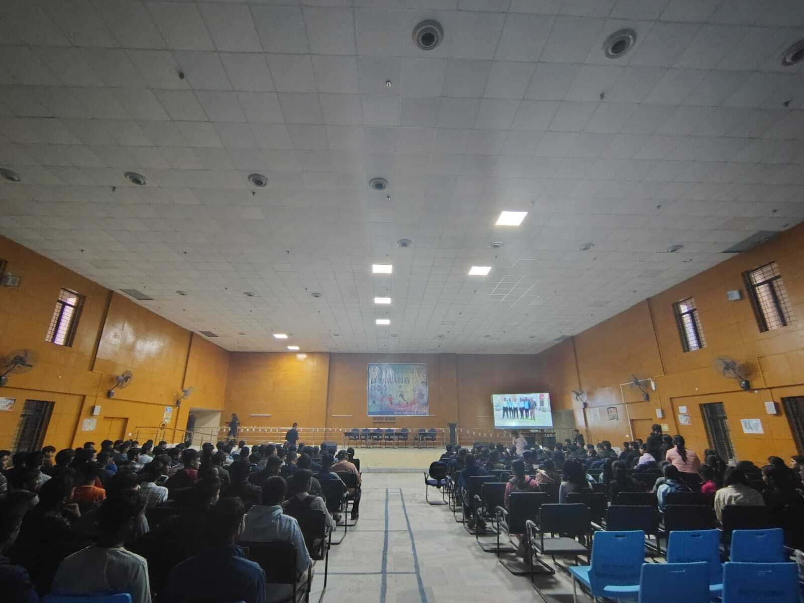 Katihar news : नौ से 12 जनवरी तक होगा केईसी में टेकफ्यूजन, तैयारी पूरी