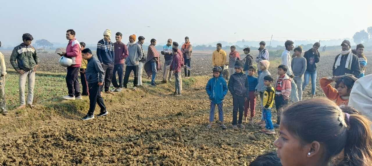 गोली मार युवक की हत्या कर शव खेत में फेंका