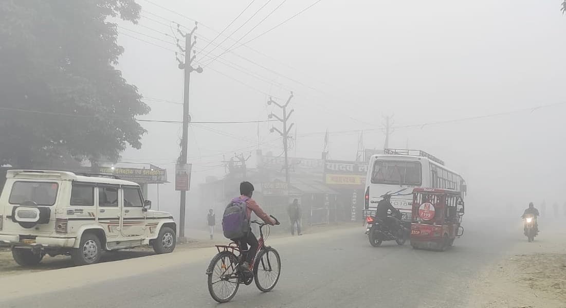 जिले में बढ़ी ठंड, पूरे दिन लोग रहे परेशान