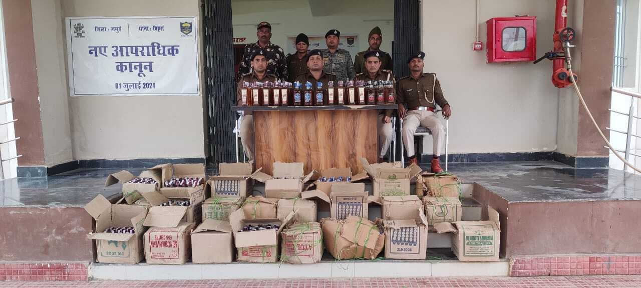 648 बोतल विदेशी शराब बरामद, तस्कर फरार