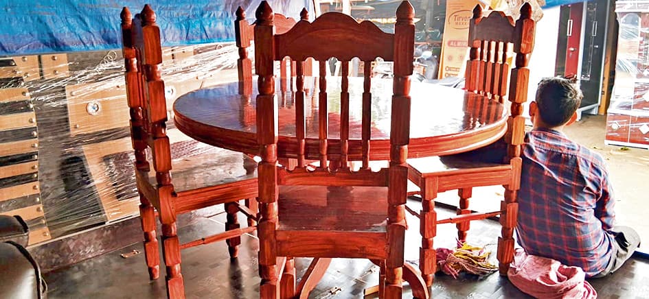 Sonpur Fair : लकड़ी और बांस से बना सामान लोगों को आ रहा पसंद