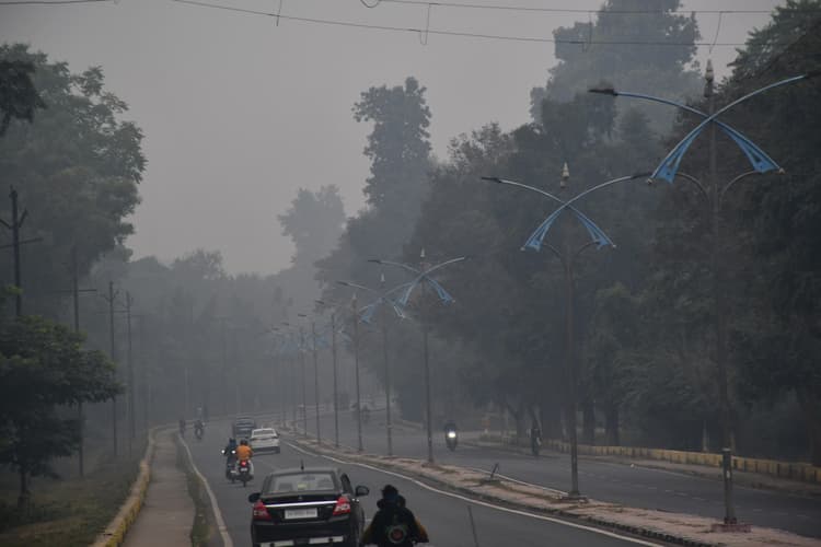 Bokaro News : मौसम का मिजाज बदला, रुक-रुक कर होती रही बारिश