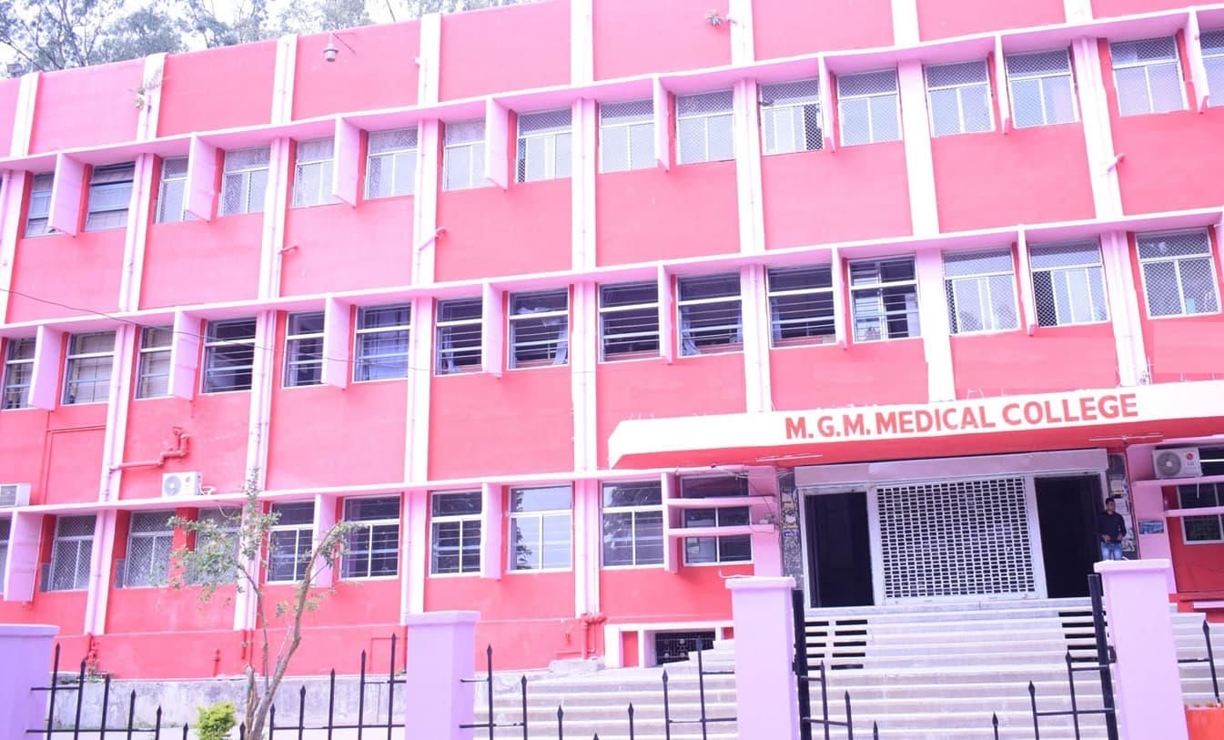 Jamshedpur News : एमजीएम मेडिकल कॉलेज में एफएमटी व पीसीएम में पीजी की शुरू होगी पढ़ाई