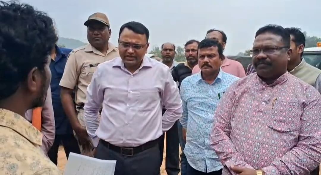 Jharsuguda News: राज्य के पंचायतीराज मंत्री ने मंडियों का लिया जायजा, किसानों ने की कटनी-छंटनी की शिकायत