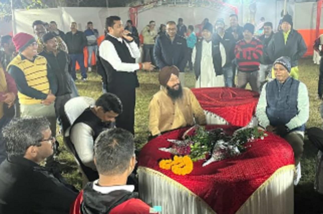 Jamshedpur News : टेल्को कॉलोनी में लिट्टी पार्टी का दौर शुरू