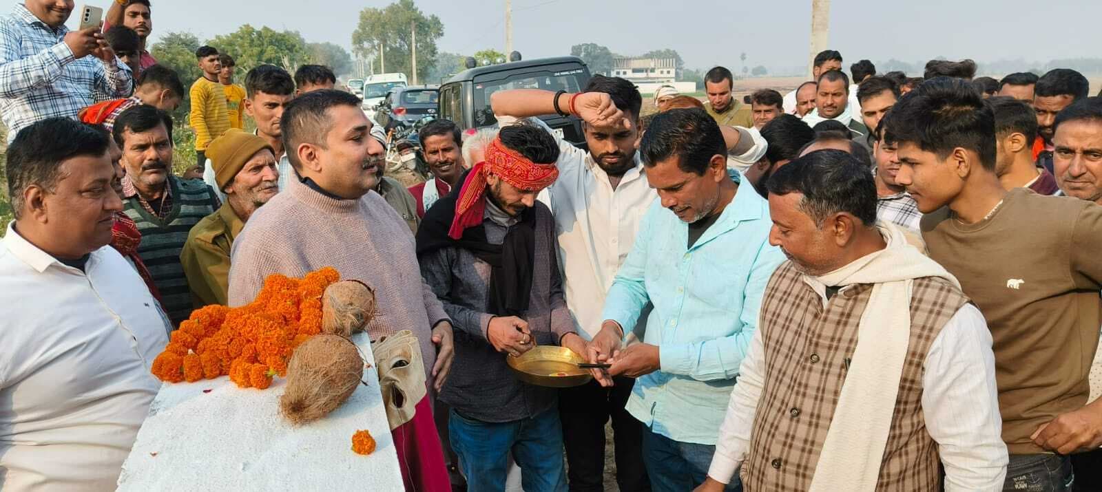 विधायक ने 11 करोड़ की लागत से दो सड़क पथ का किया शिलान्यास