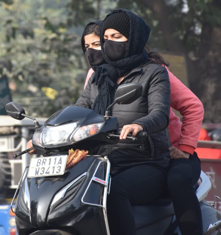 नहीं हुए सूर्यदेव के दर्शन, सर्द पछुआ हवाओं से ठिठुरा पूर्णिया