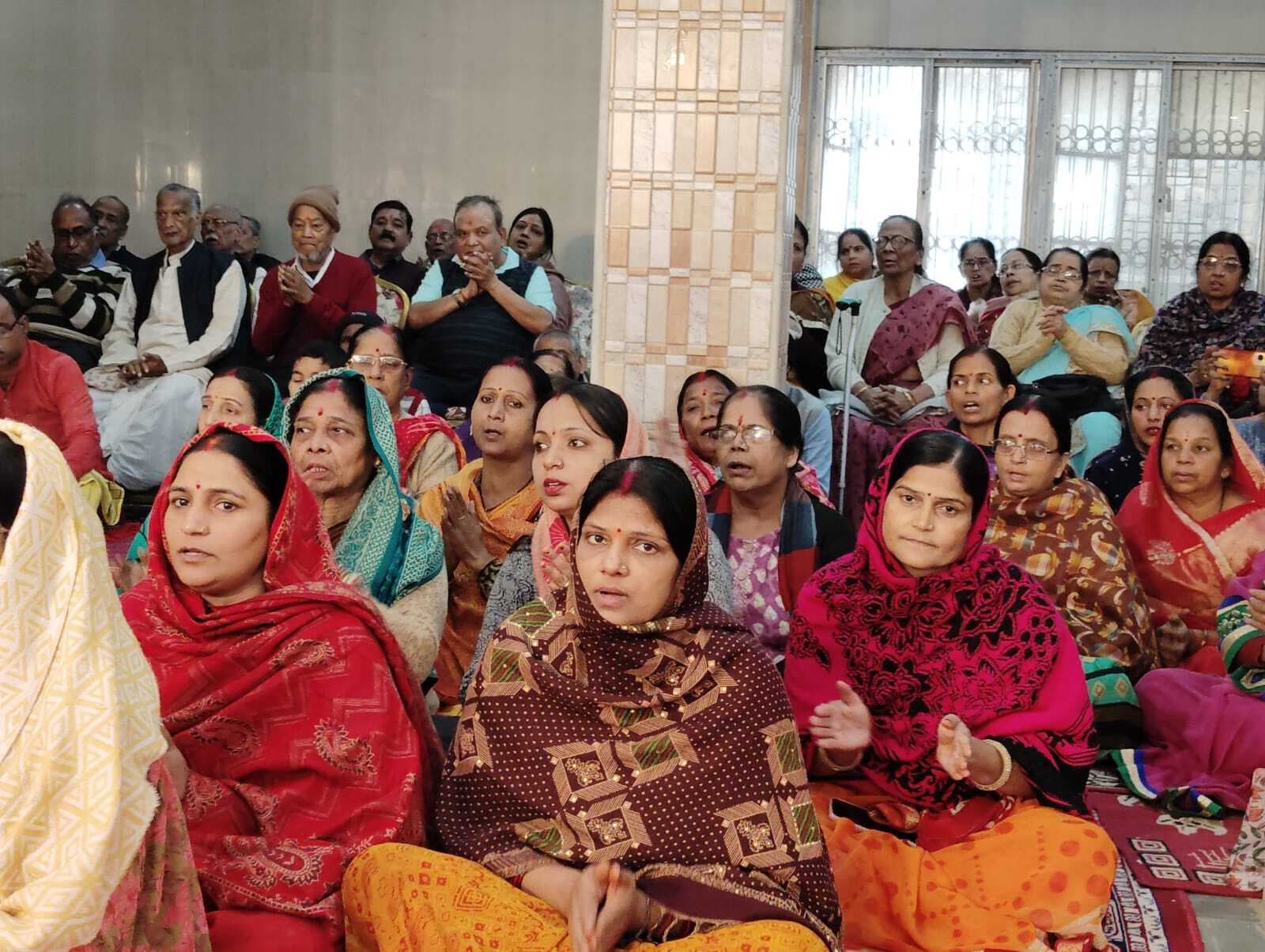 Deoghar News : सत्य ही जीवन का आधार है : मनुश्री महाराज