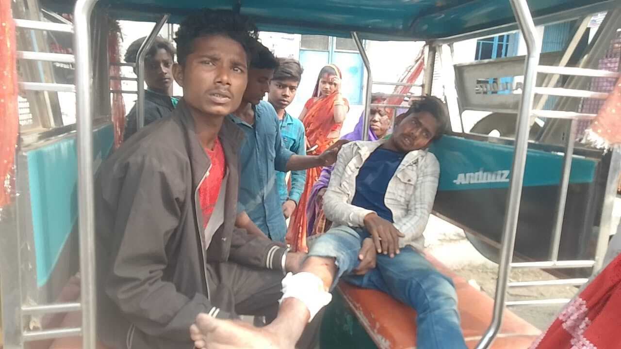 ऑटो की चपेट में आने से किशोर घायल, रेफर