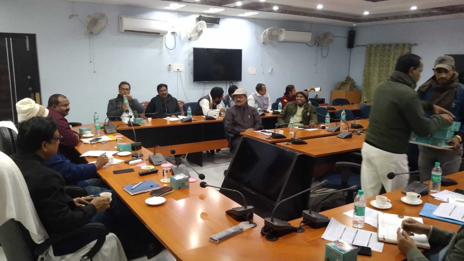 katihar news : राजनीतिक दल बीएलए नियुक्ति को लेकर पहल करें: प्रभारी डीएम