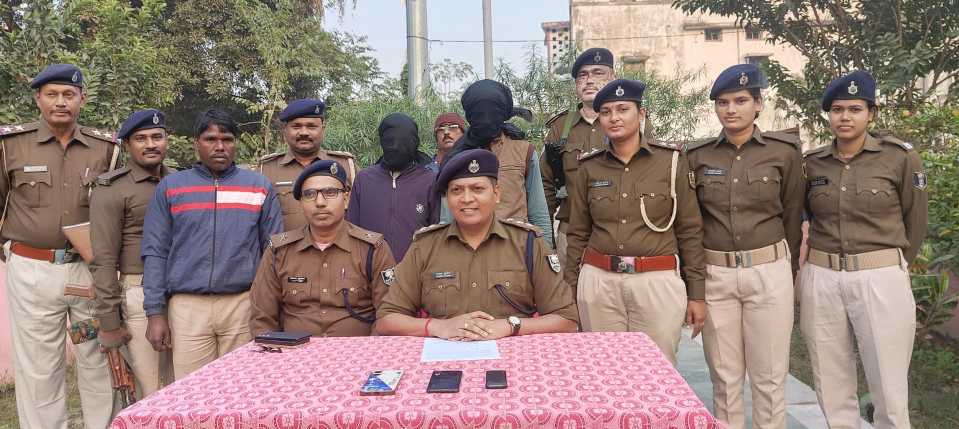 सेल्समैन से बाइक लूट में दो गिरफ्तार, बाइक बरामद