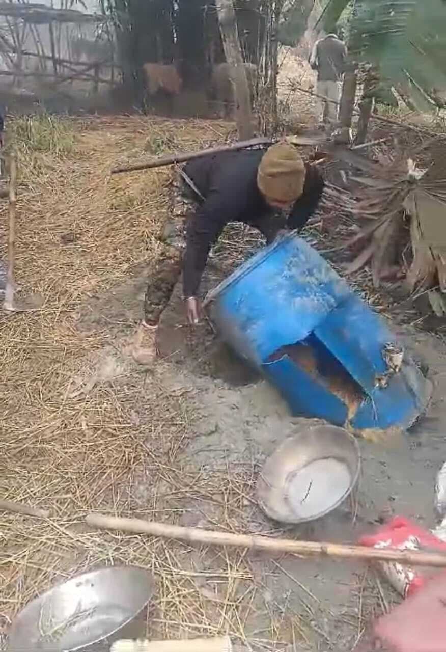 पीरनगरा बहियार में संचालित शराब भट्ठी ध्वस्त