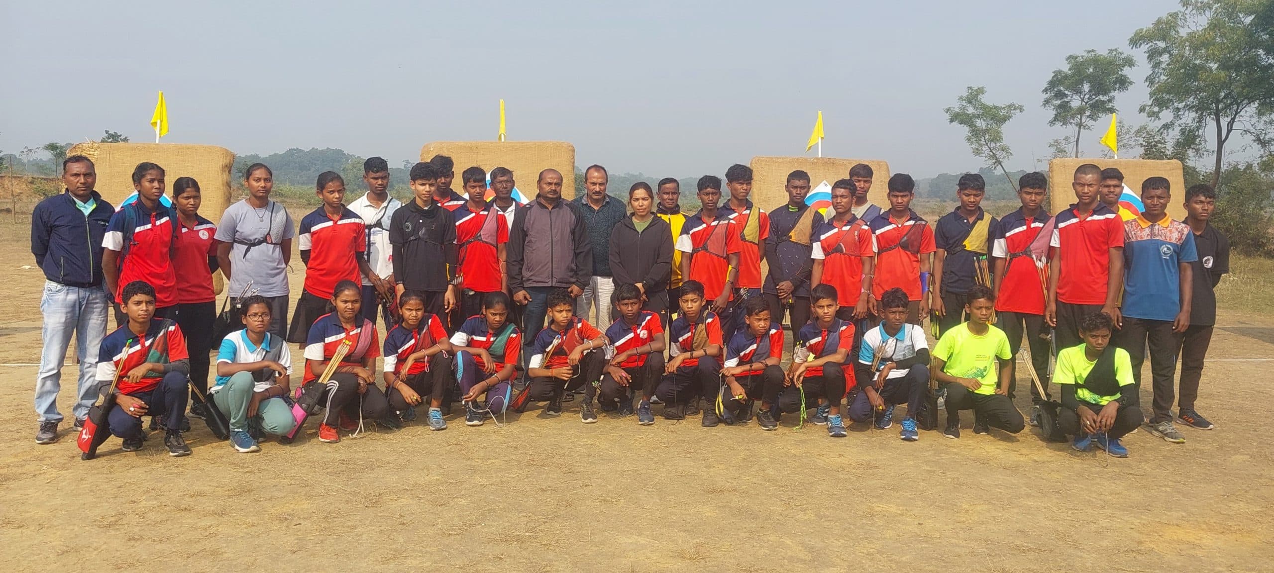 Saraikela News : तीरंदाजों ने लक्ष्य पर साधा निशाना