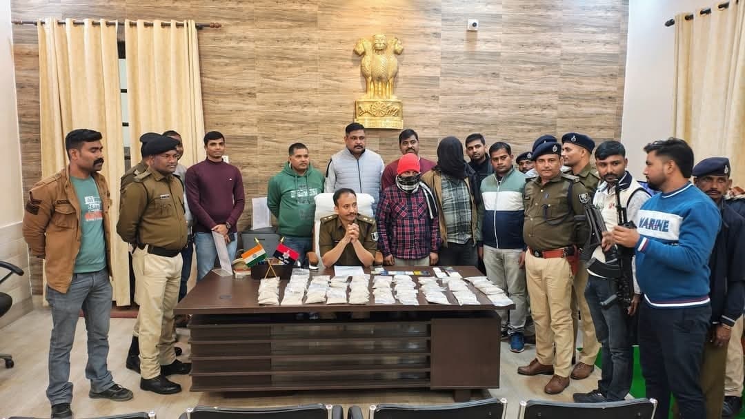 पूर्णिया में सबसे बड़ी मात्रा में 5.190 किलो ग्राम स्मैक बरामद, दो तस्कर गिरफ्तार