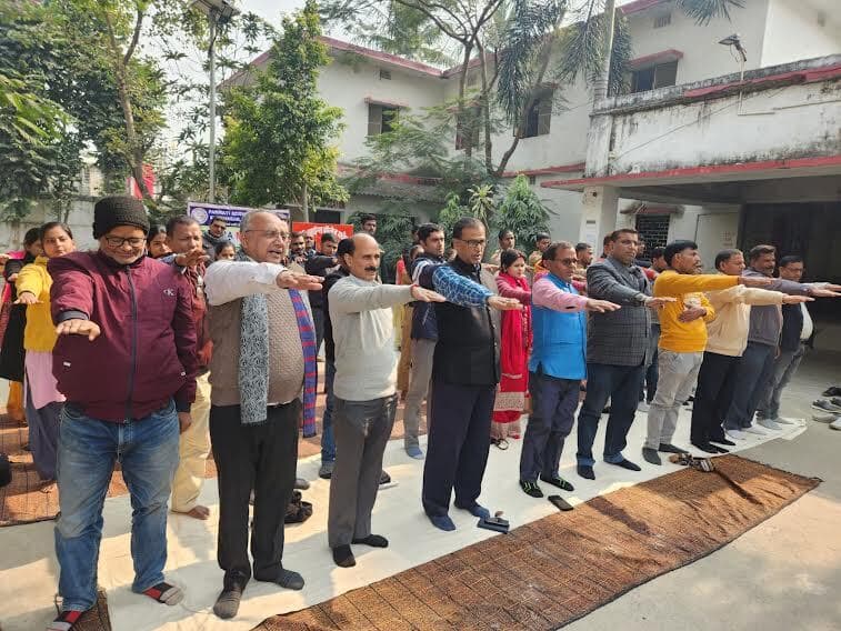 फिट इंडिया कार्यक्रम के तहत योग व मेडिटेशन कार्यक्रम का हुआ आयोजन