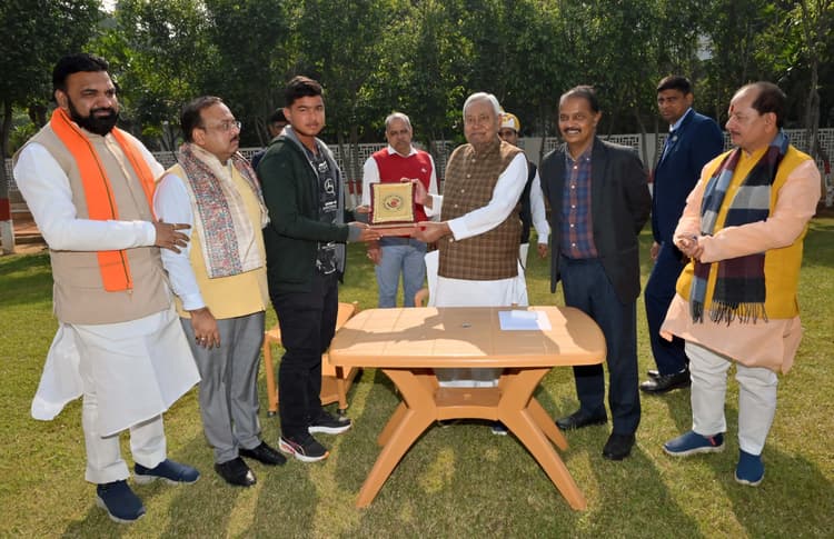 महाकुंभ में आयेंगे 45 करोड़ पर्यटक