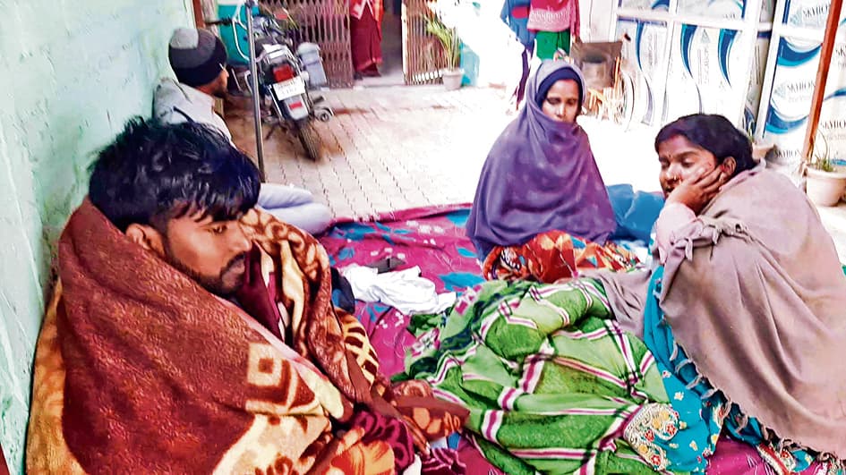 hajipur news. इलाज के दौरान नवजात की मौत, विरोध में परिजनों ने किया हंगामा