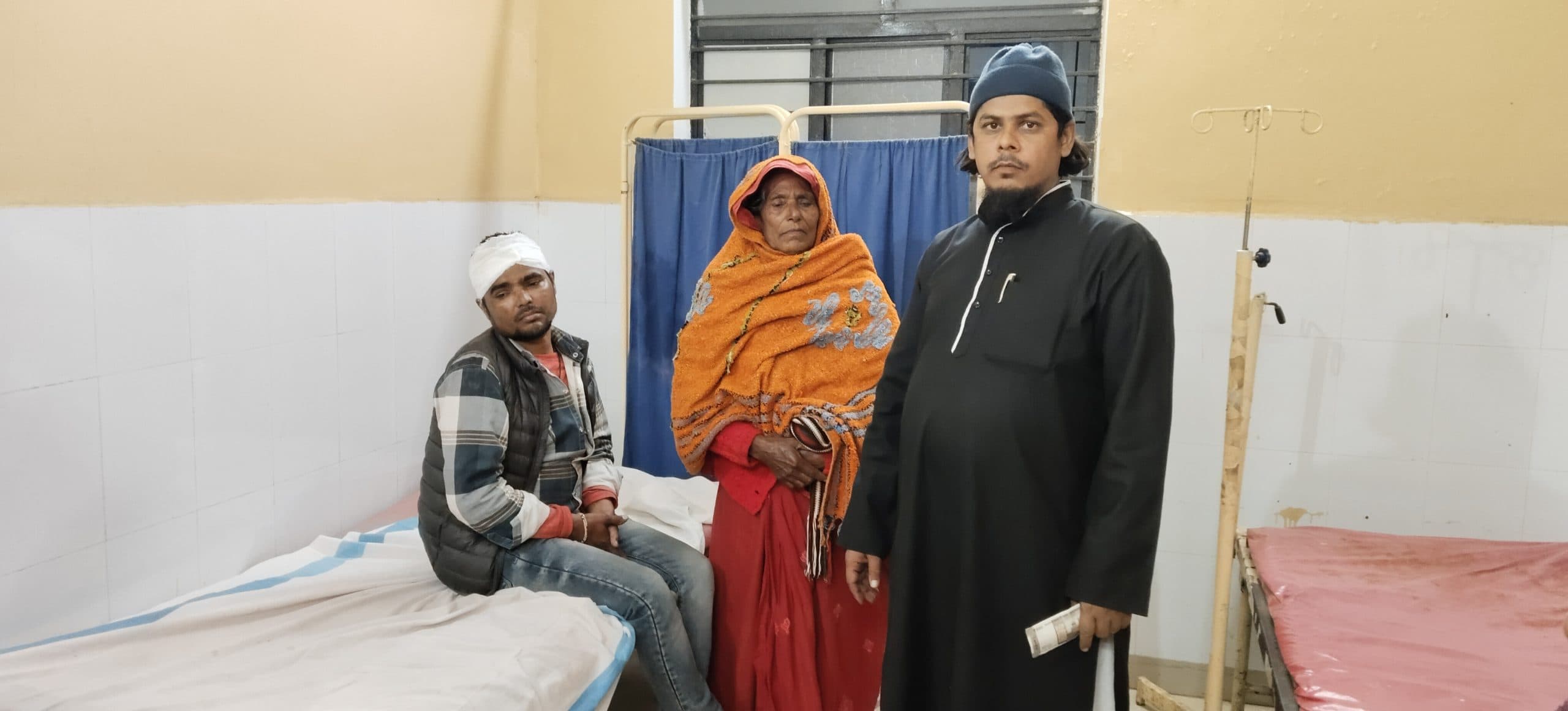 Darbhanga News : भूजा बेचनेवाले युवक पर टेंगारी से हमला, डीएमसीएच रेफर