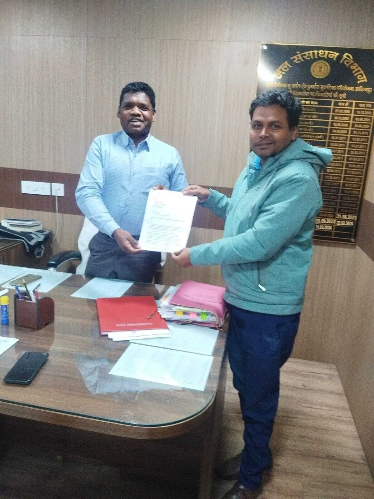 Seraikela News : चांडिल डैम में आरएल  का आधार मानक छोड़कर 116 गांवों में विकास कार्य शुरू हो : राकेश रंजन