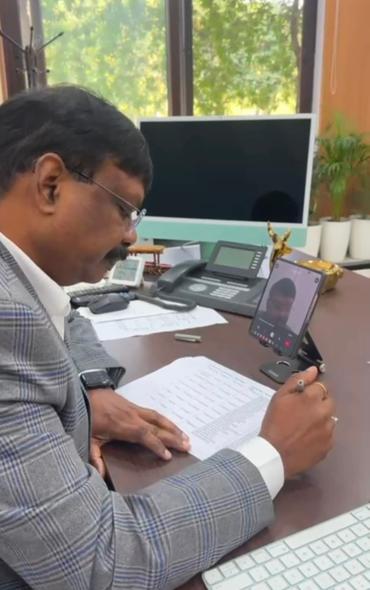 अरे भाई बच्चे कहां हैं