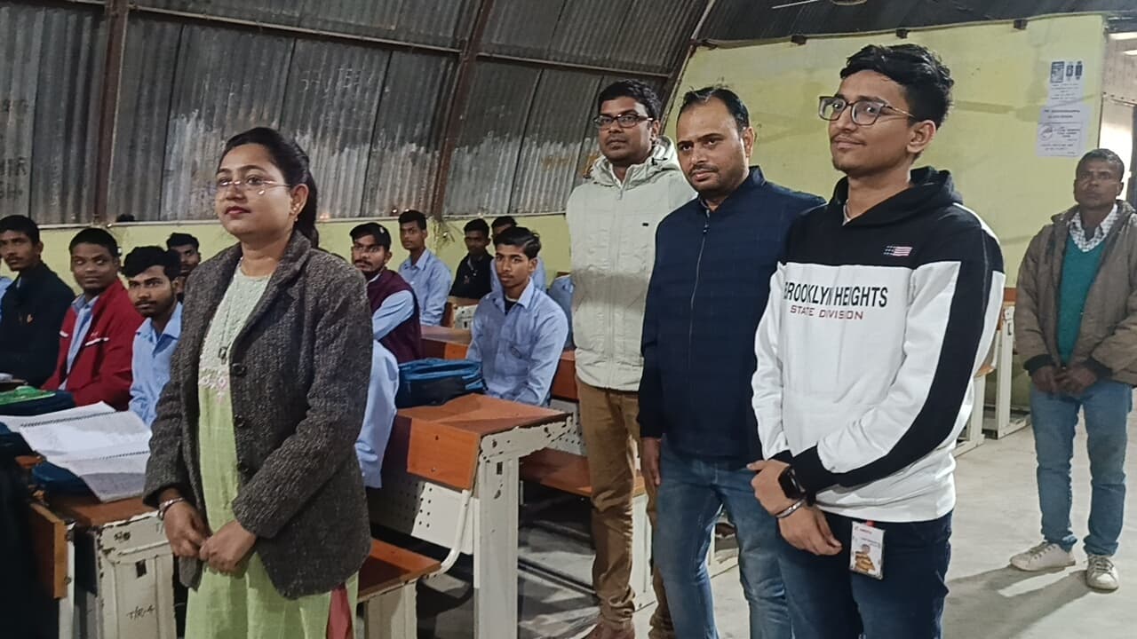 कैंपस प्लेसमेंट में 54 छात्रों का हुआ चयन