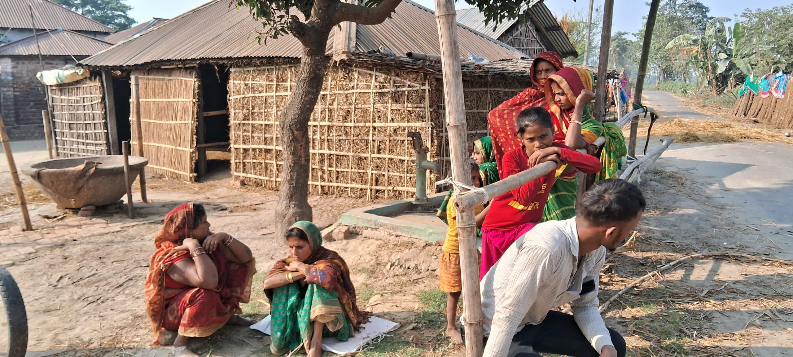 घर में फंदे से लटका मिला लड़की शव, जांच में जुटी पुलिस