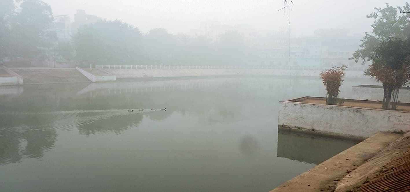 Gaya News : गया का न्यूनतम पारा पहुंचा 8.8 डिग्री, बढ़ी कनकनी