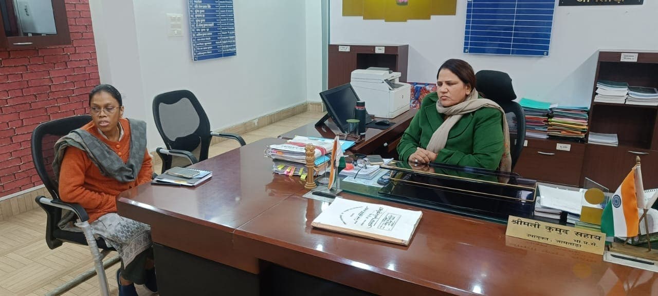 किसान अपना धान अधिकृत लैंप्स में ही बेचें : डीसी