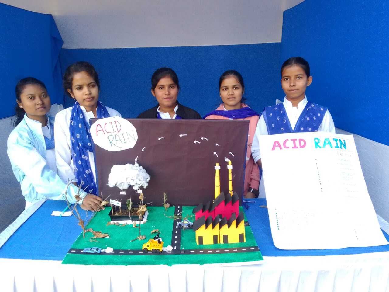 Chaibasa News : सकारात्मक सोच और ऊर्जा राष्ट्र निर्माण के स्तंभ : एसडीओ