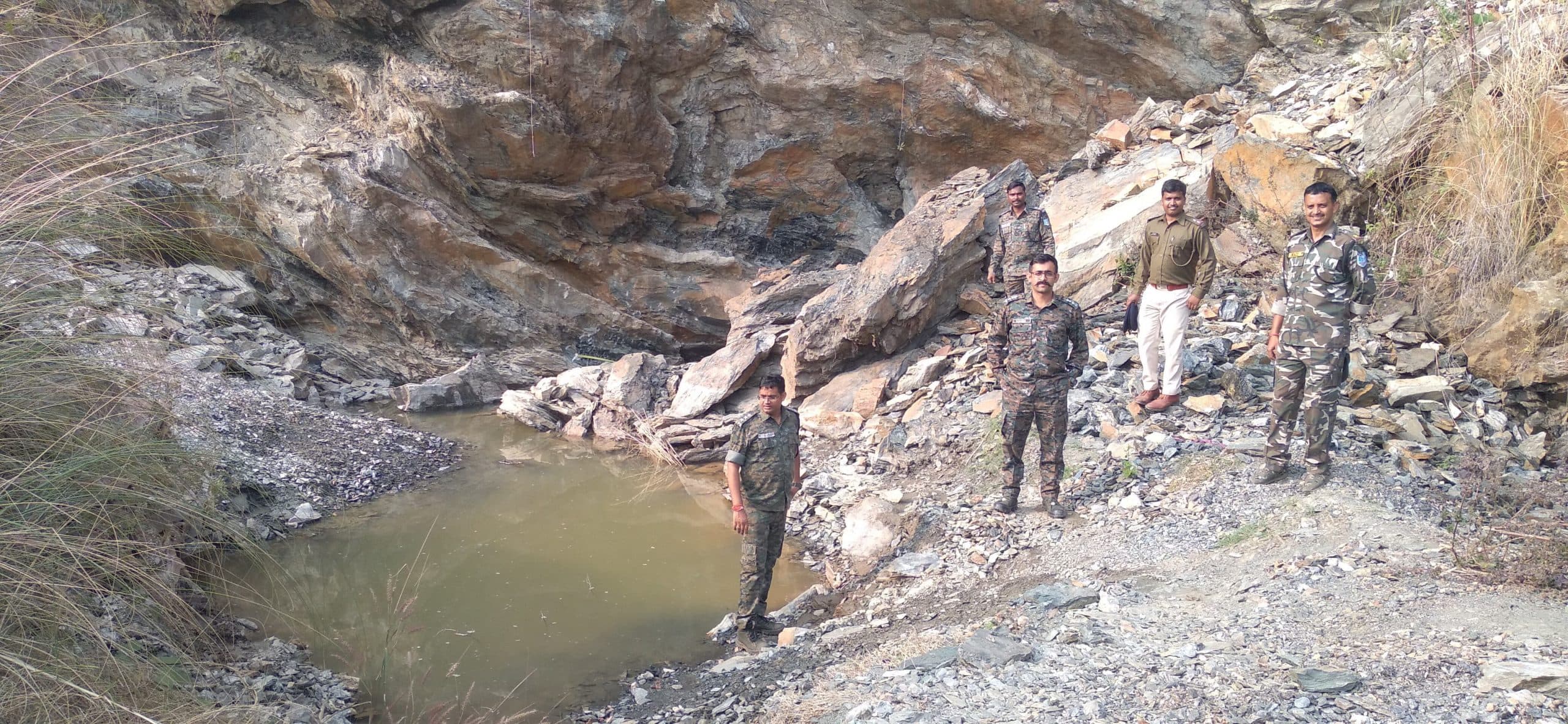 East Singhbhum : गुड़ाबांदा पन्ना खदान : 12 साल में दो बार सर्वे, खनन शुरू नहीं करा सकी सरकार