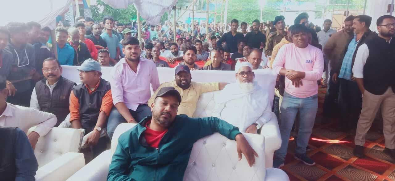 East Singhbhum : गजानन फेरो कारखाना के पावर प्लांट को पर्यावरणीय स्वीकृति के लिए लोक सुनवाई हुई, शत प्रतिशत स्थानीयों को रोजगार देने व भूगर्भीय जल का इस्तेमाल नहीं करने की मांग