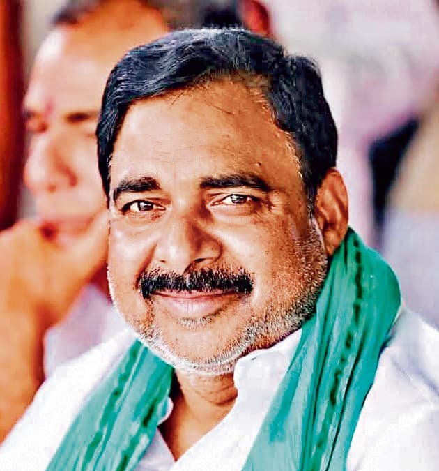 Jharkhand Labor Ministry News : श्रम मंत्री संजय प्रसाद यावद ने कहा- काम नहीं कर पा रहे तो दूसरी जगह देखें अधिकारी