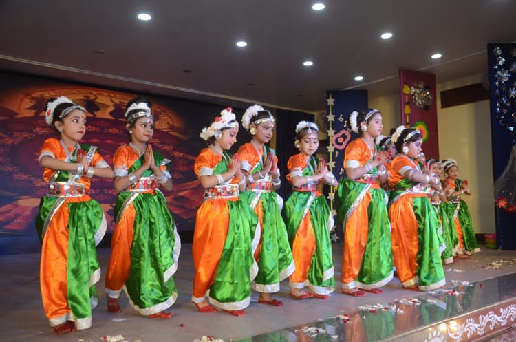 मेरीवार्ड किंडरगार्टेन : नन्हे बच्चों ने पानी बचाने का दिया संदेश