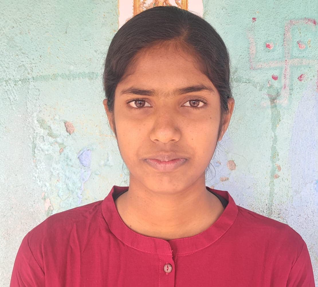 किसान की बेटी पल्लवी बनी सीआइएसएफ में कांस्टेबल, लोगों ने दी बधाई