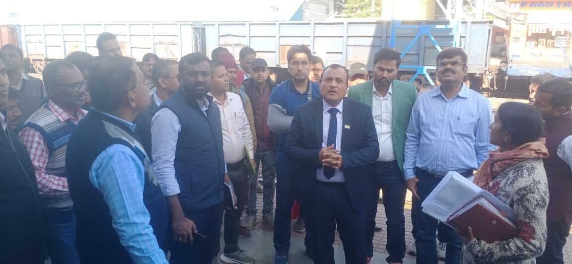 आसनसोल मंडल में मधुपुर बड़े स्टेशन के रूप में होगा विकसित : डीआरएम