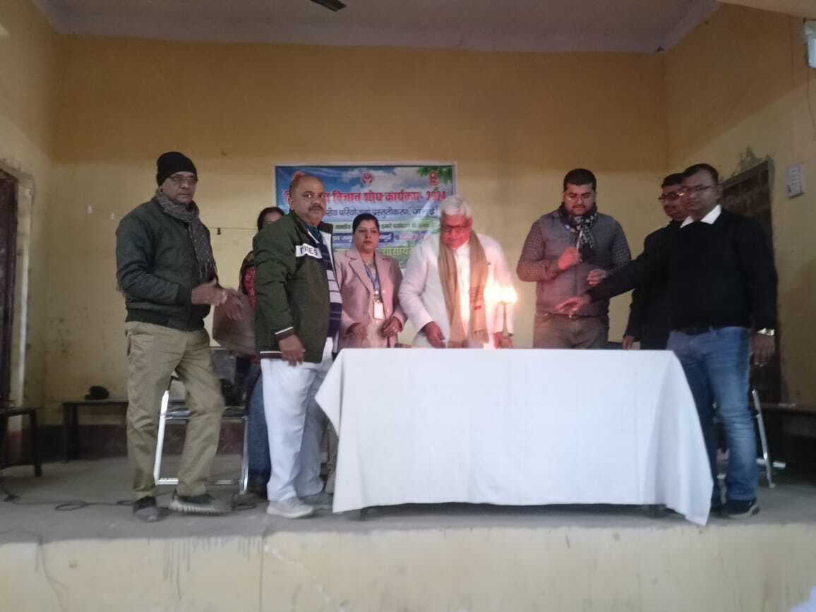 94 बाल वैज्ञानिकों ने बाल विज्ञान शोध किया प्रस्तुत